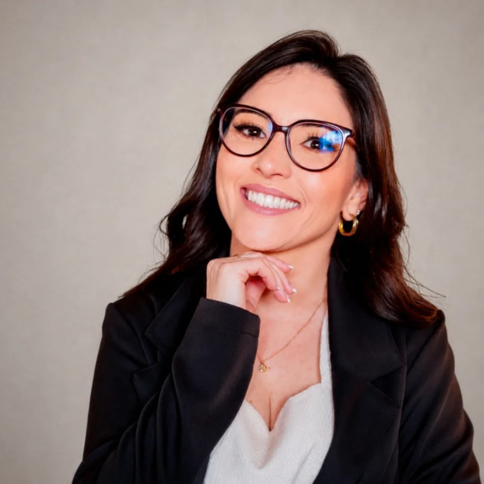Dra. Débora Schaefer, cirurgiã-dentista da Inclusiva Odontologia